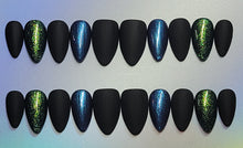 Load image into Gallery viewer, LOVE LESS