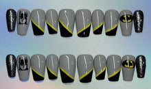 Load image into Gallery viewer, Holo Comics Grapple