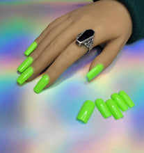 Load image into Gallery viewer, Lumi