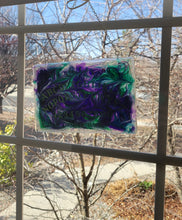 Load image into Gallery viewer, Green and Purple Oujia Sun Catcher
